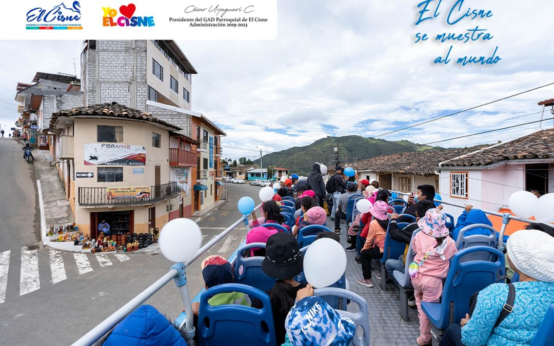 El Cisne se muestra al mundo