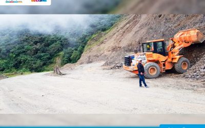 Mantenimiento vial en El Cisne